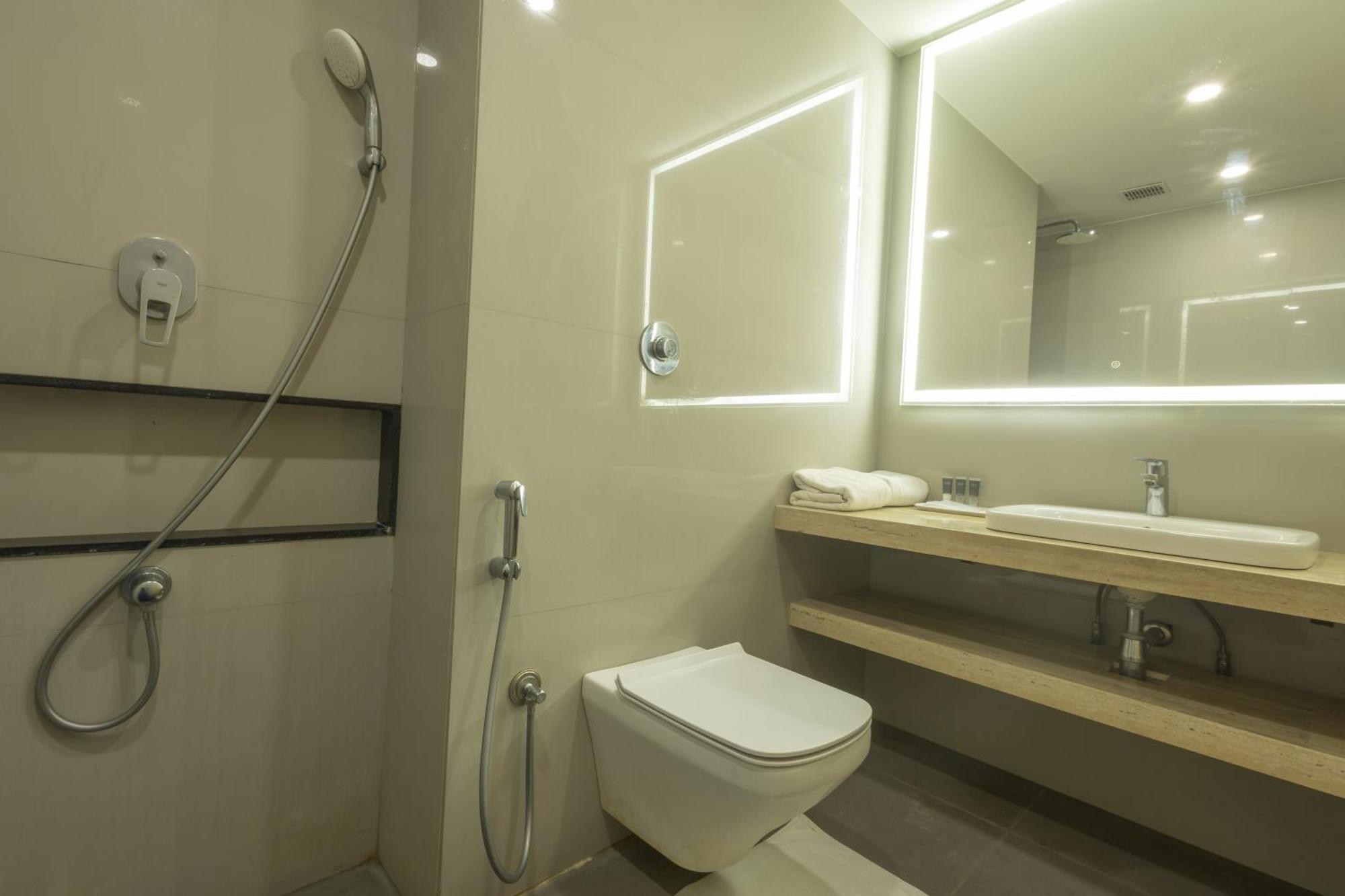 Hotel Parsons Court دينديجول المظهر الخارجي الصورة