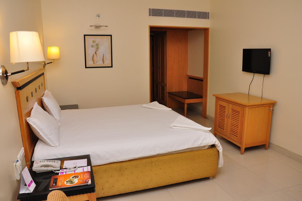 Hotel Parsons Court دينديجول المظهر الخارجي الصورة