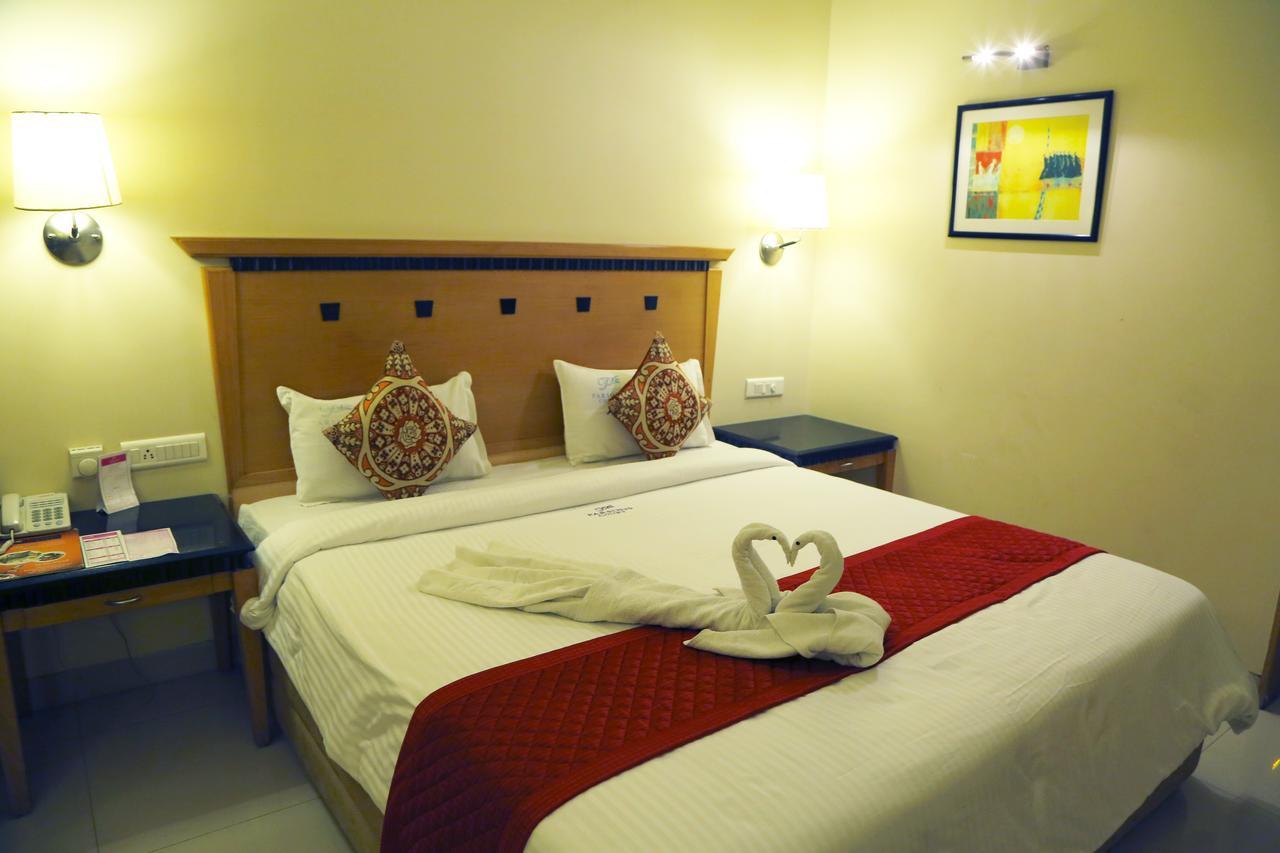 Hotel Parsons Court دينديجول المظهر الخارجي الصورة